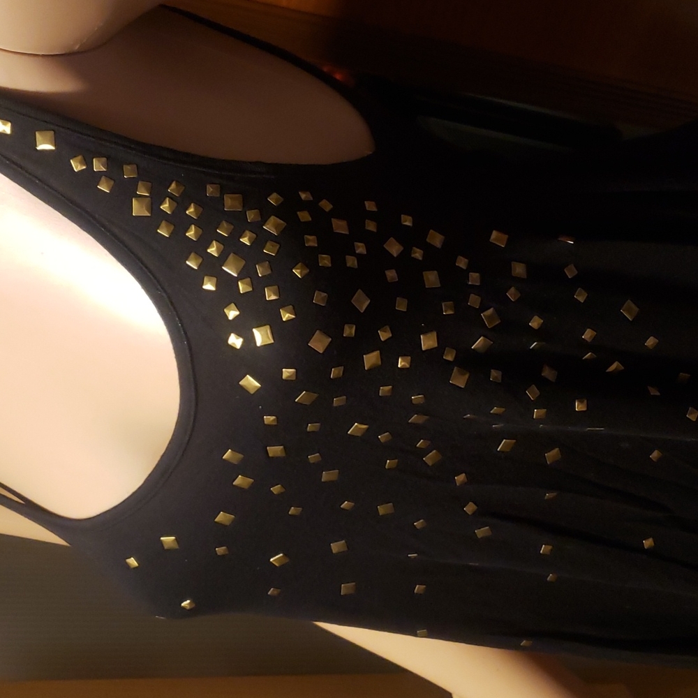 tank top - Picture 4 of 8